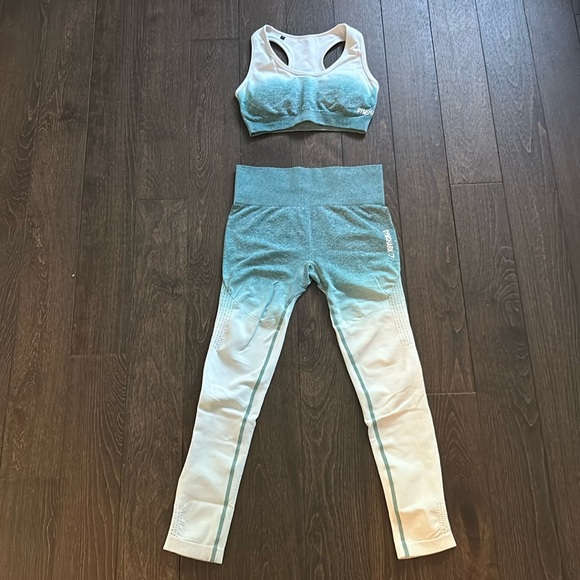 Gymshark blue ombre seamless bra and legging set - Picture 3 of 5